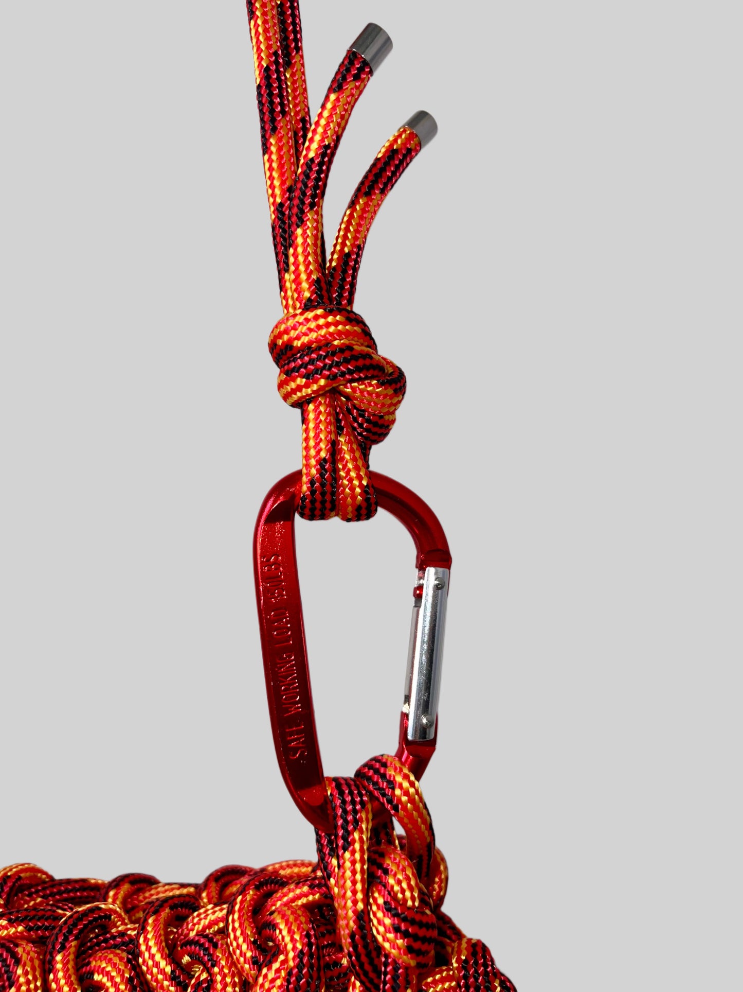 SLING BAG BLOOD ORANGE