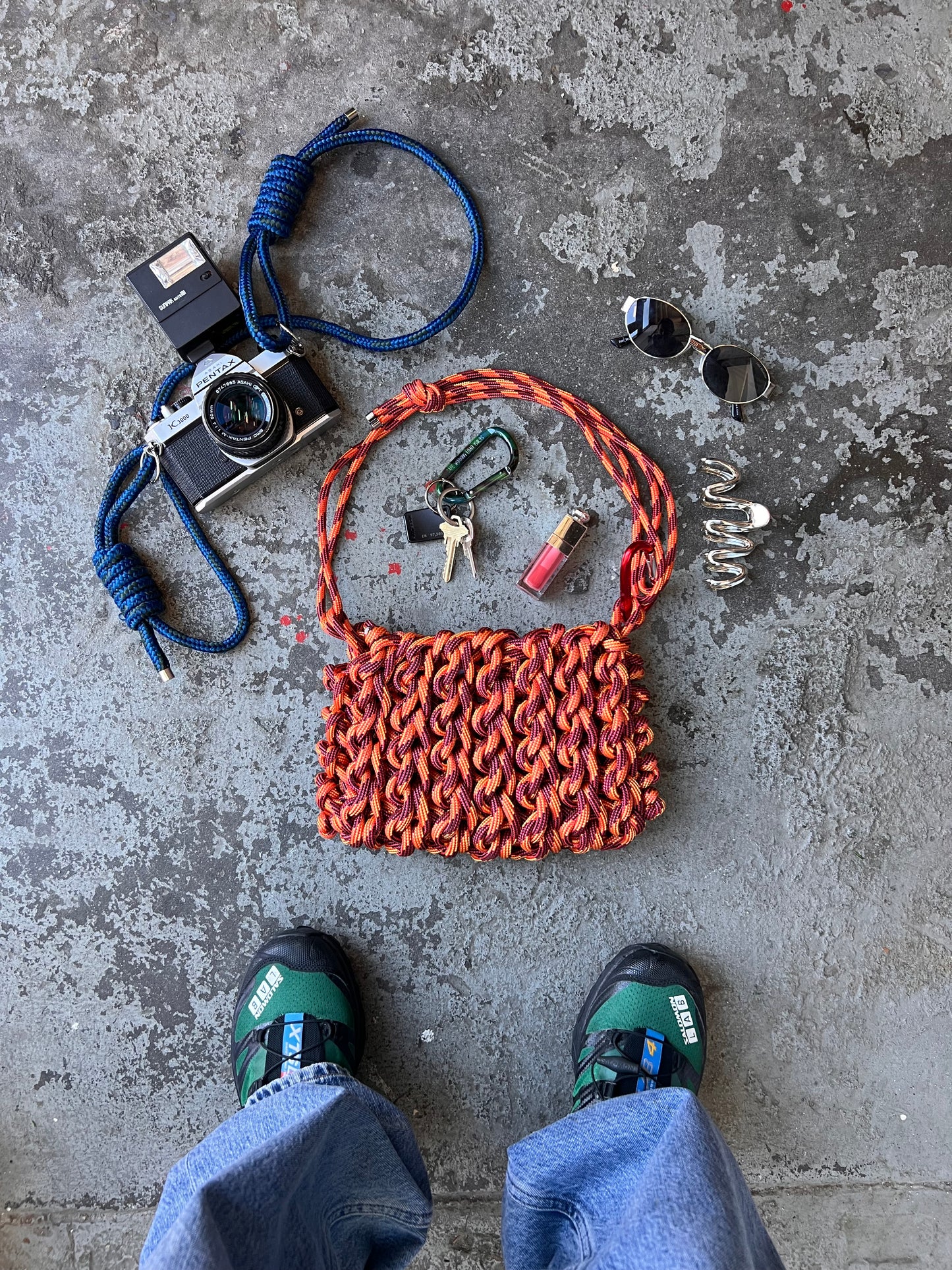 SLING BAG BLOOD ORANGE