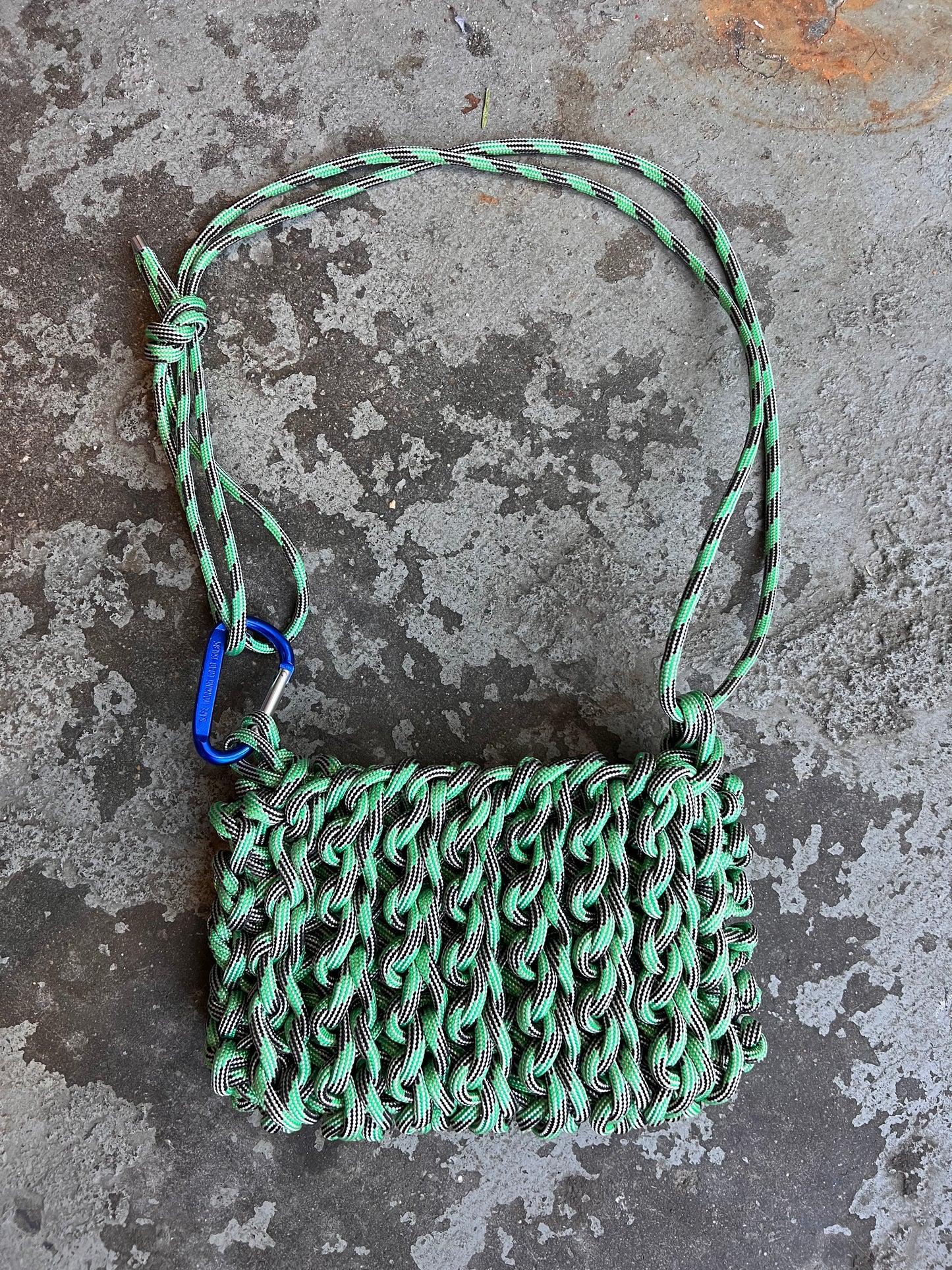 SLING BAG SEA GREEN