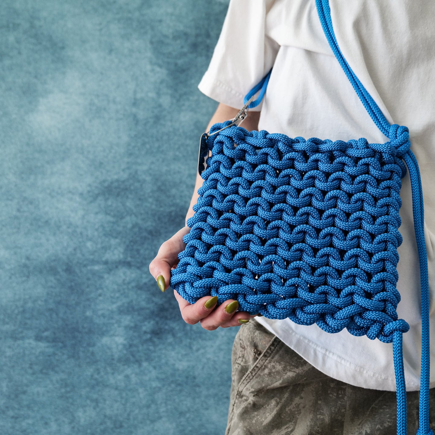 SLING BAG BLUE